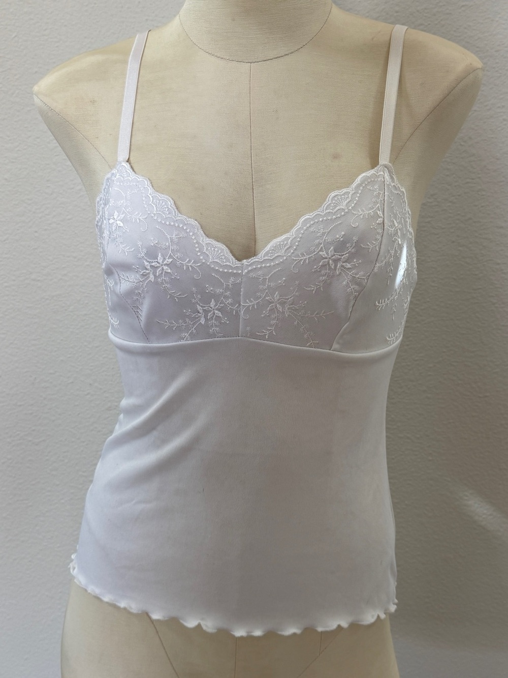 Lace trim tank